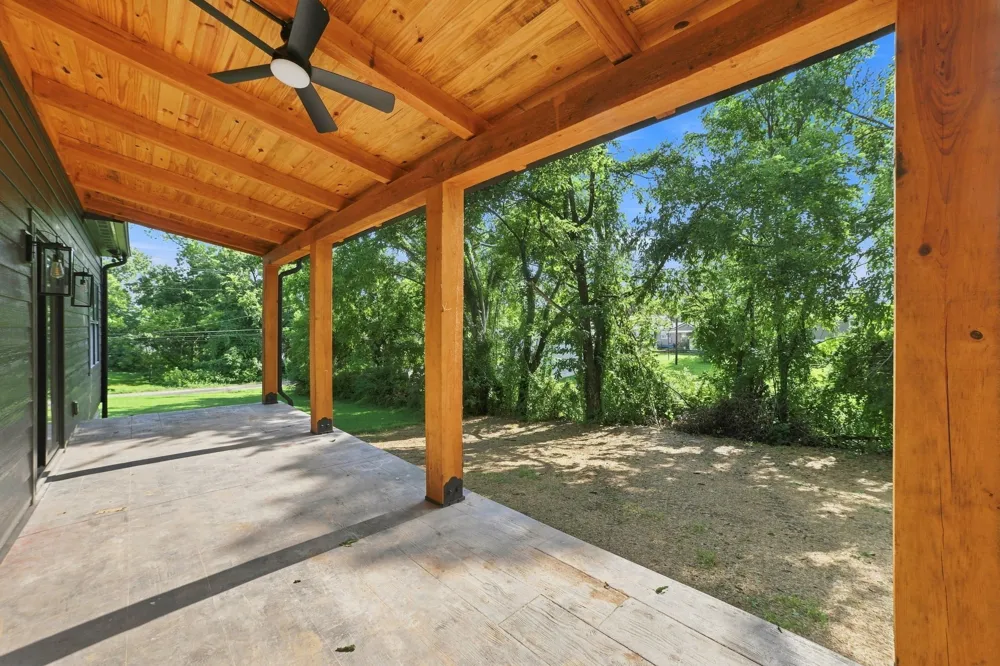 117 Nall Ave Centerville, TN 37033