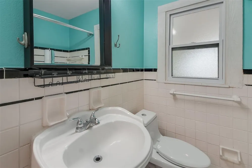 301 S HAMPTON AVENUE Orlando, FL 32803