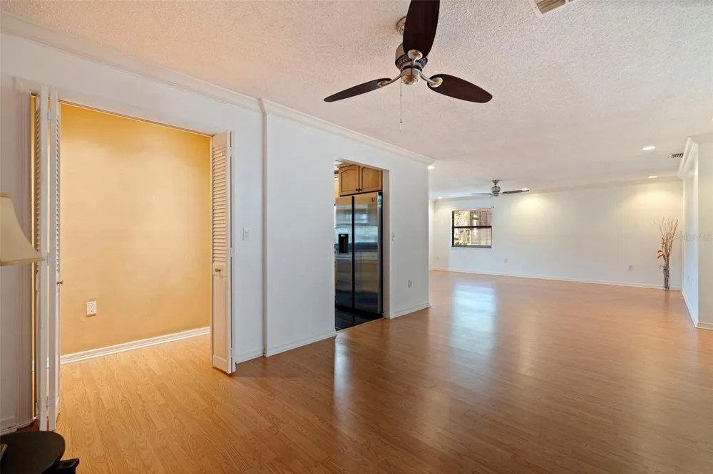 8140 TERRACE GARDEN DRIVE #103 St Petersburg, FL 33709