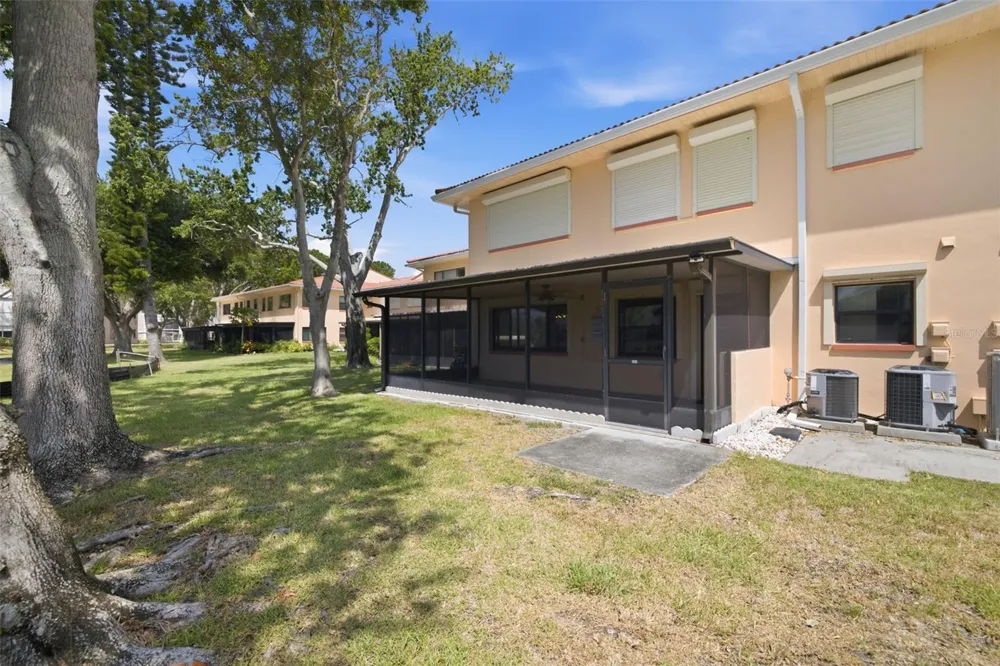 8140 TERRACE GARDEN DRIVE #103 St Petersburg, FL 33709