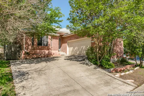 10 OAKWELL FARMS PKWY