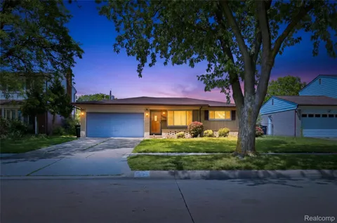 3125 Hedge Drive