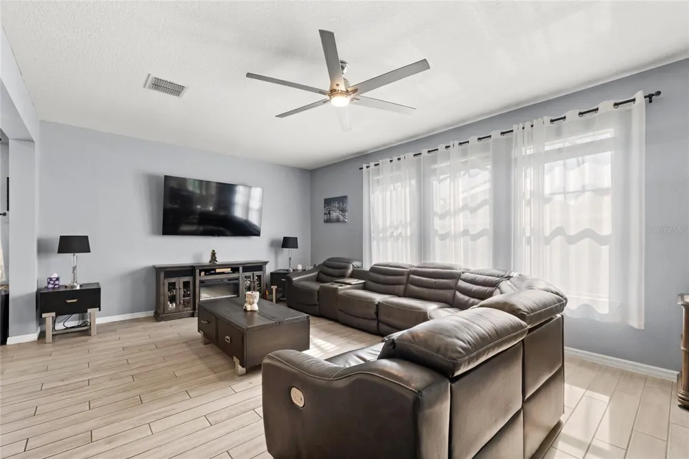 12015 STONE BARK TRAIL Orlando, FL 32824