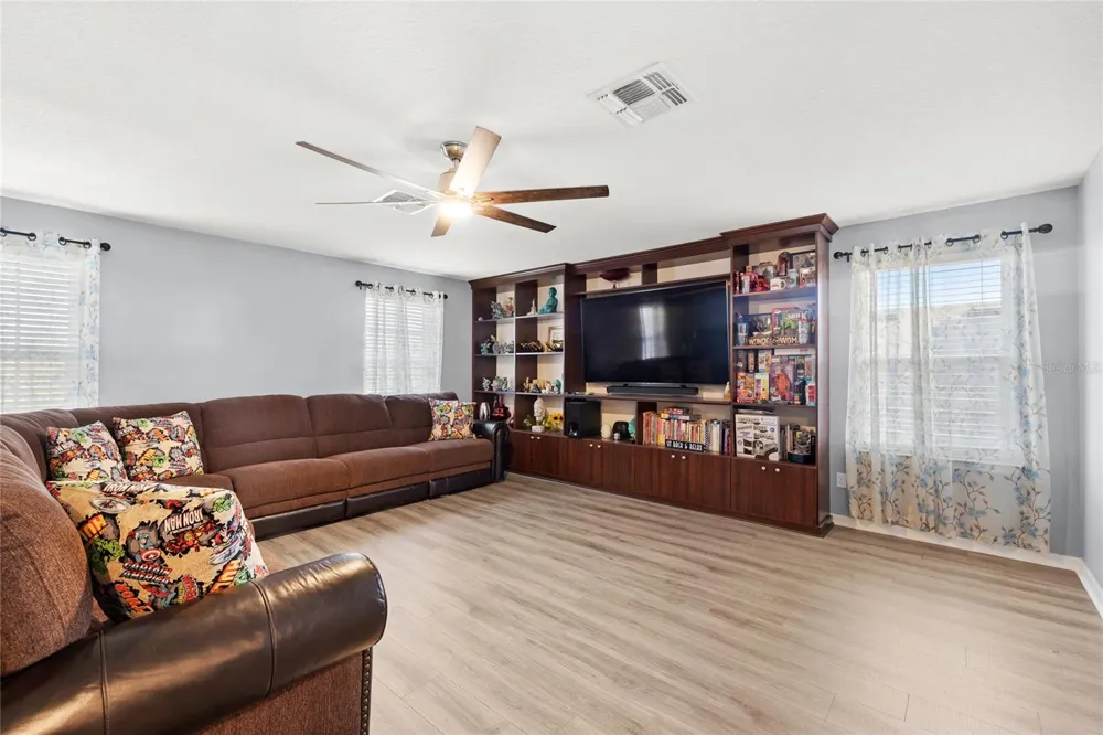 12015 STONE BARK TRAIL Orlando, FL 32824