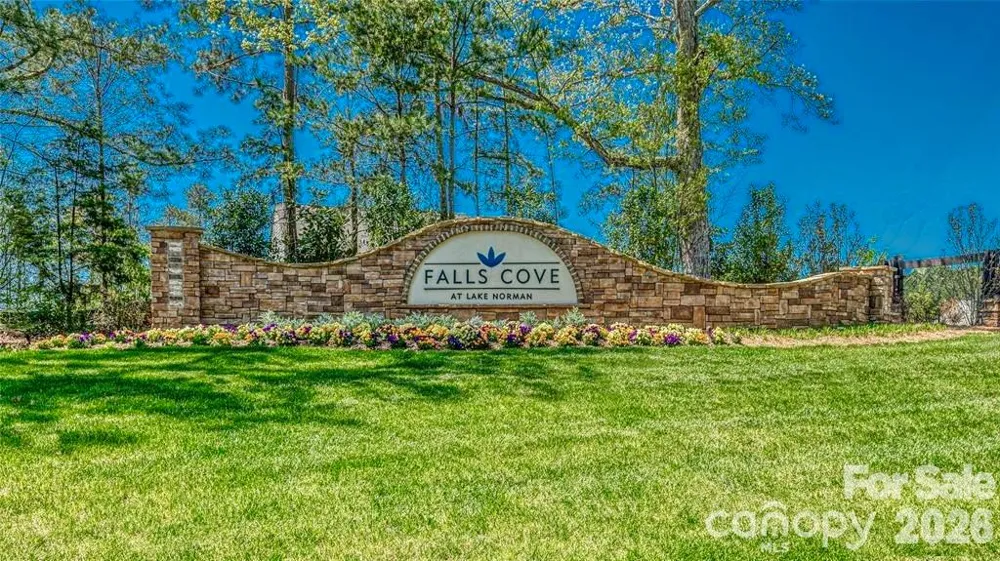 199 Hamptons Cove Road Troutman, NC 28166