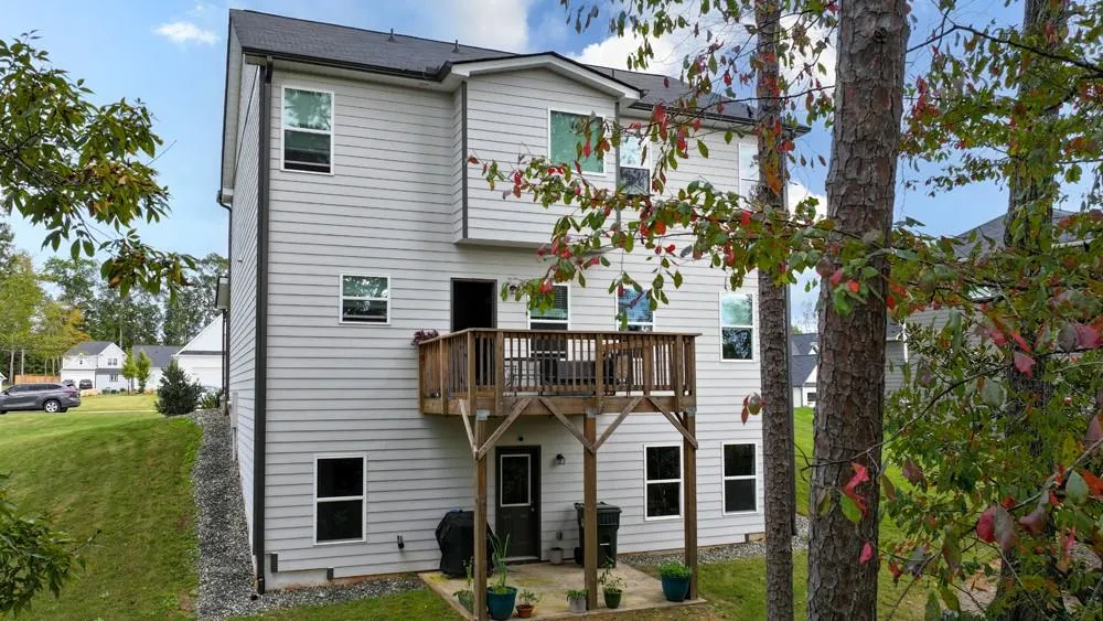 171 Quail Forest Circle Toccoa, GA 30577