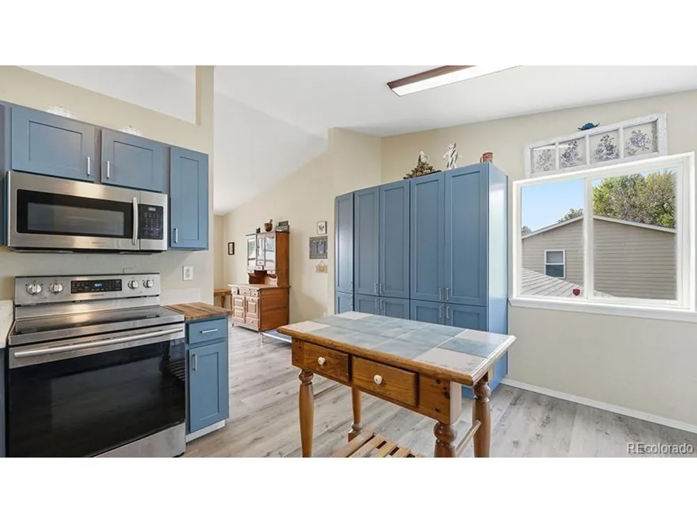 513 Sundance Circle Dacono, CO 80514
