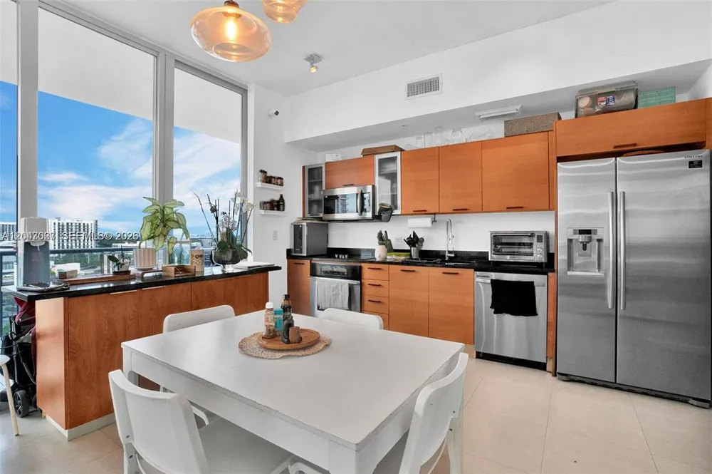 3470 E Coast Ave #H0904 Miami, FL 33137