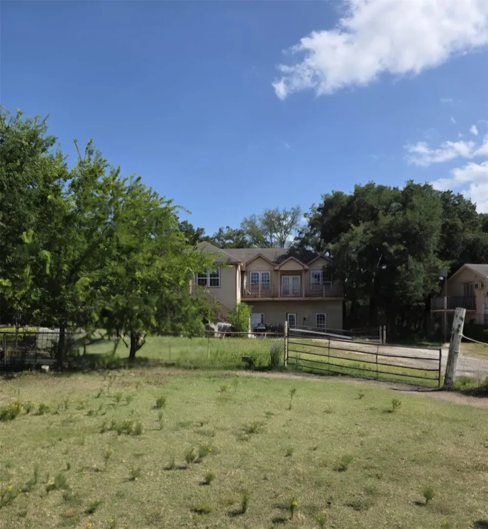 3719 Private Road 3843 Road Quinlan, TX 75474