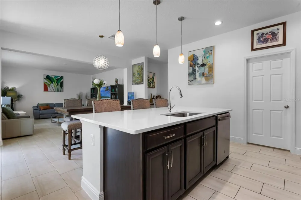 673 BLACKSTONE STREET Minneola, FL 34715