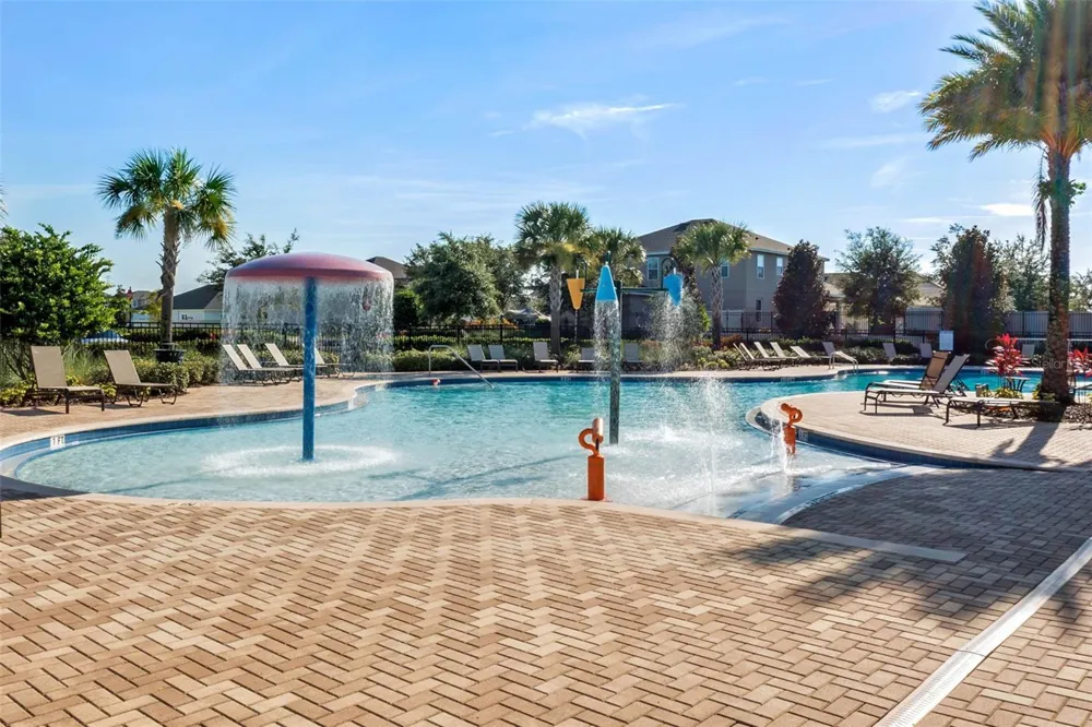 673 BLACKSTONE STREET Minneola, FL 34715
