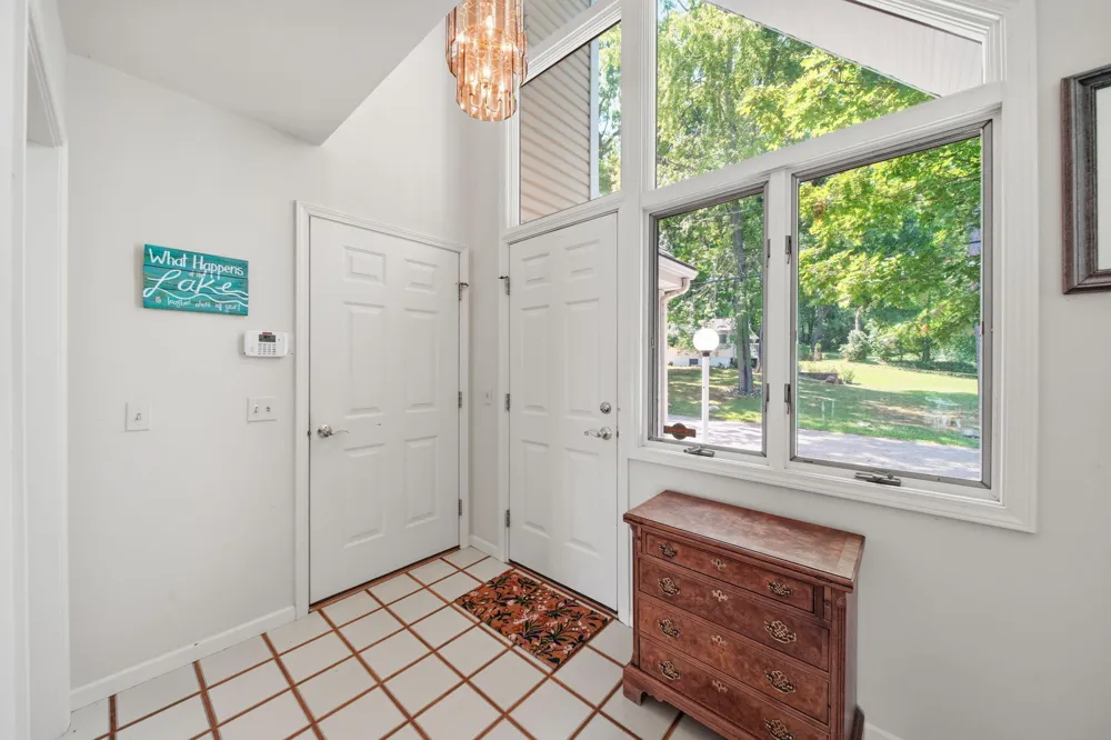 413 Oakwood Avenue Clarklake, MI 49234