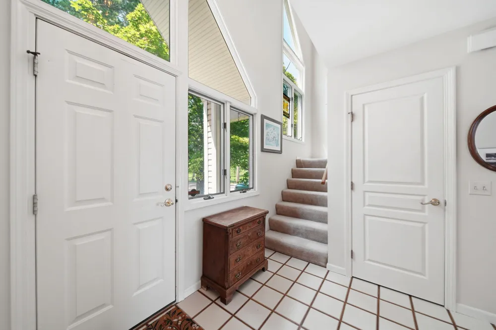 413 Oakwood Avenue Clarklake, MI 49234