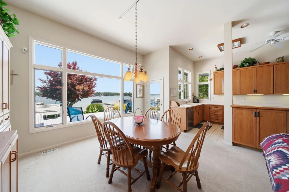 413 Oakwood Avenue Clarklake, MI 49234