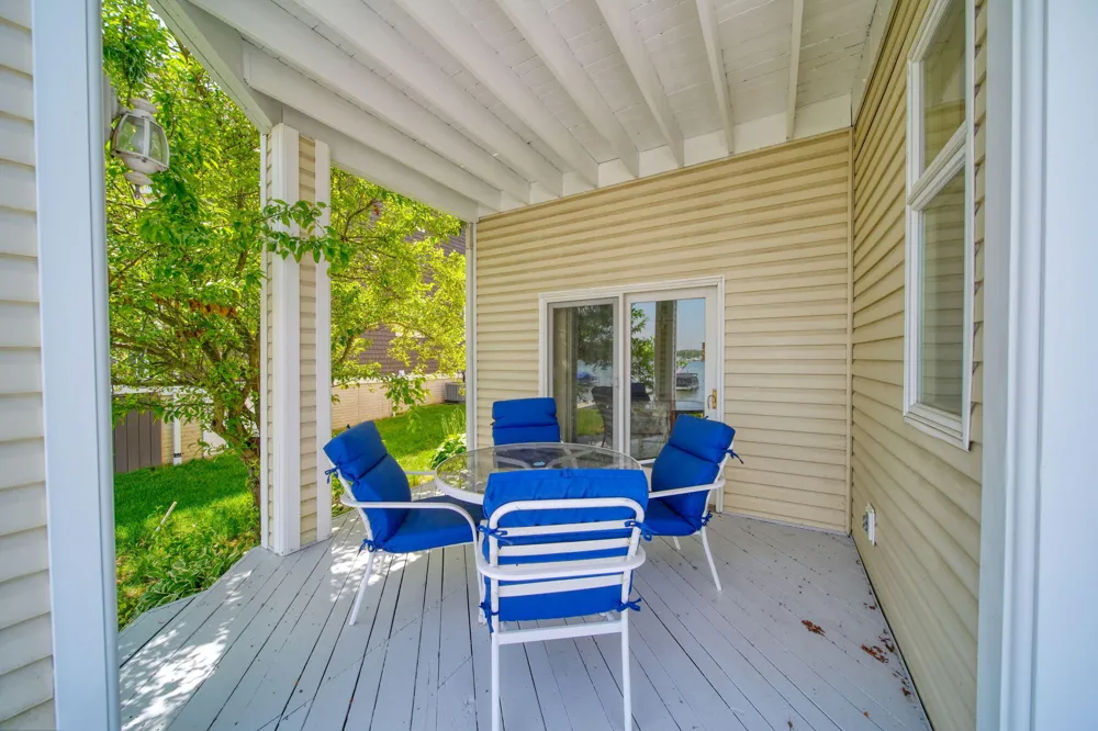 413 Oakwood Avenue Clarklake, MI 49234