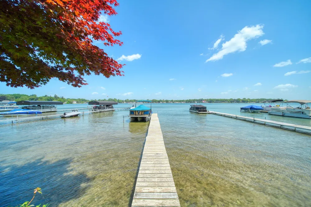 413 Oakwood Avenue Clarklake, MI 49234