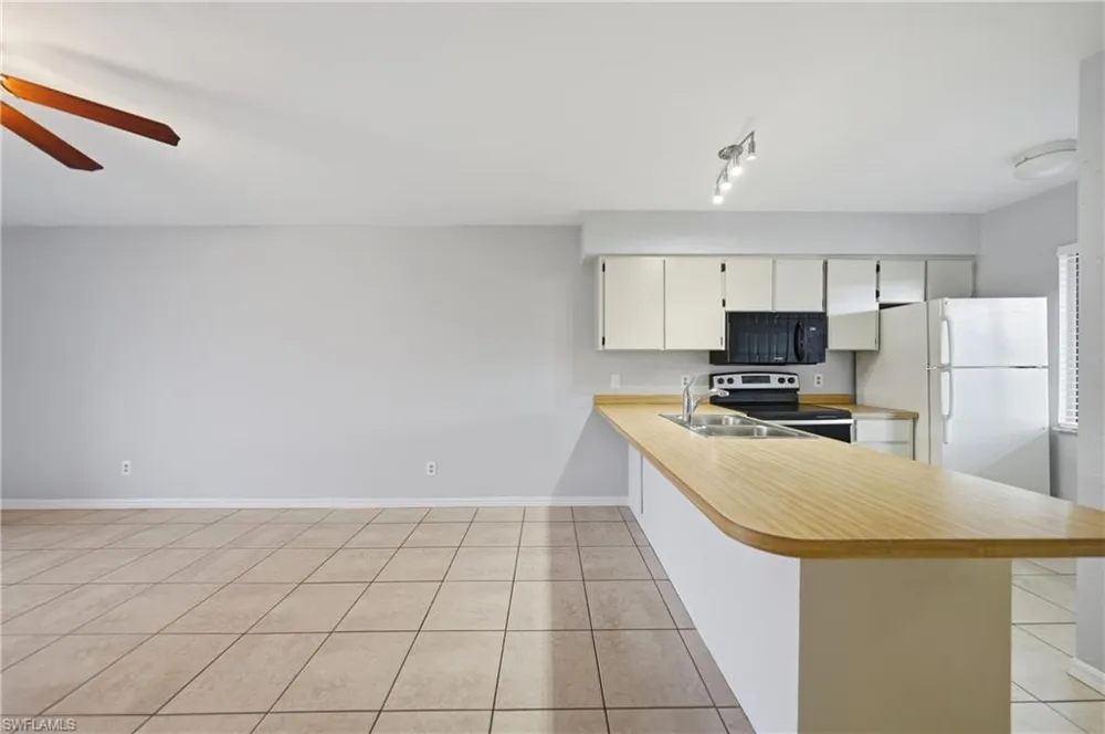 22523 Westchester Boulevard #203E Port Charlotte, FL 33980