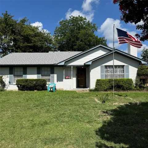 1411 Timberlake Circle