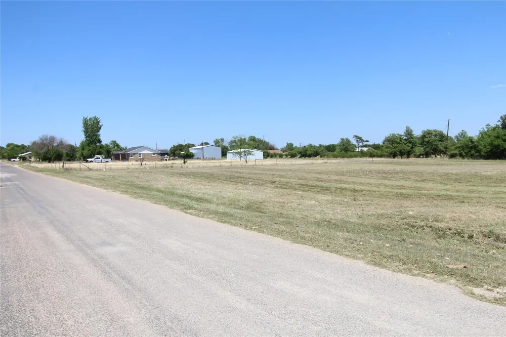 Shelley Lane Clyde, TX 79510