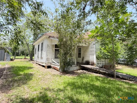 202 Vollentine Street