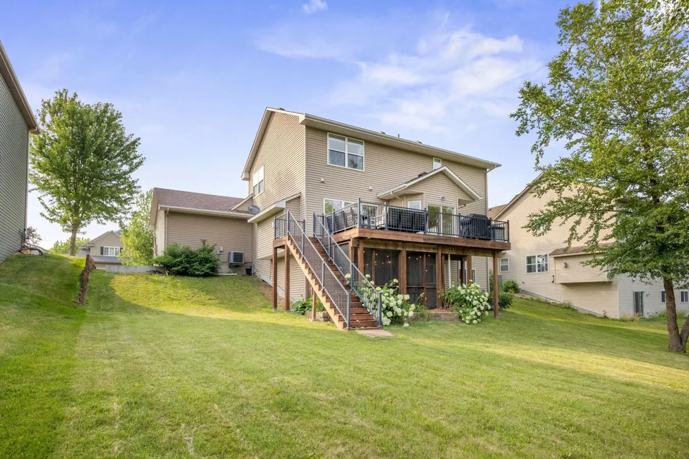 26901 Meadow Ridge Drive Elko New Market, MN 55020