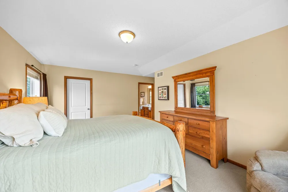 26901 Meadow Ridge Drive Elko New Market, MN 55020