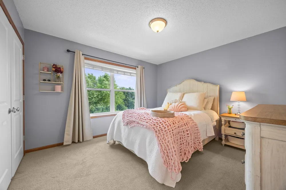 26901 Meadow Ridge Drive Elko New Market, MN 55020