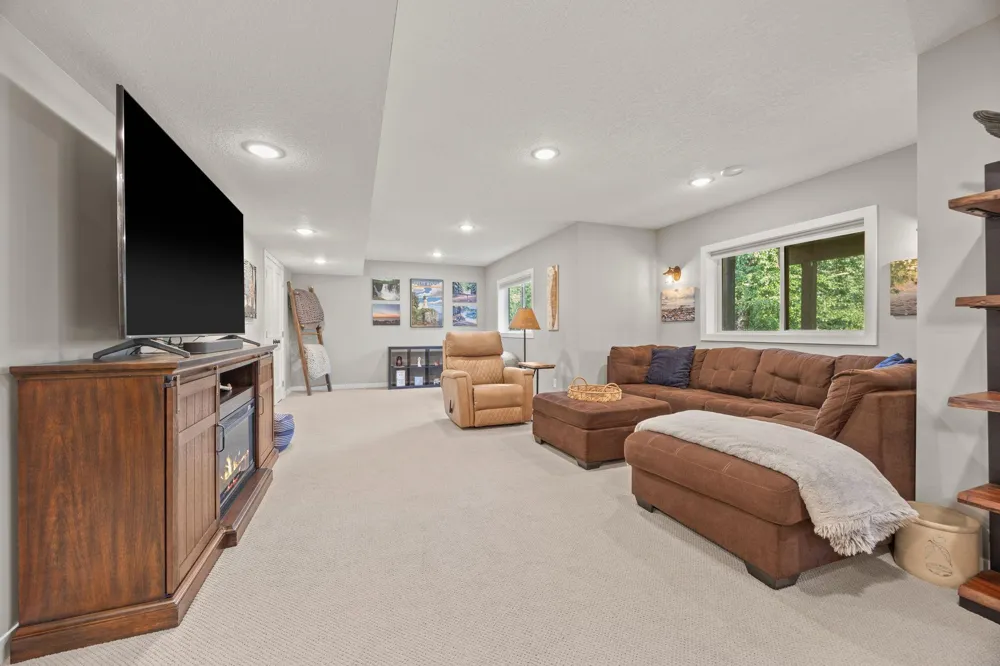 26901 Meadow Ridge Drive Elko New Market, MN 55020