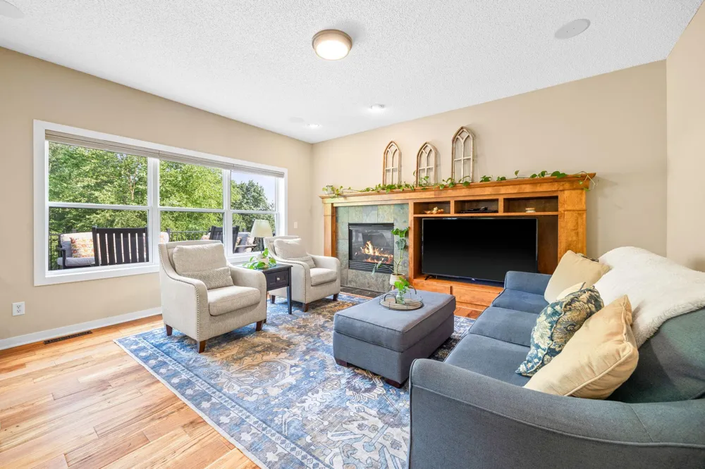 26901 Meadow Ridge Drive Elko New Market, MN 55020