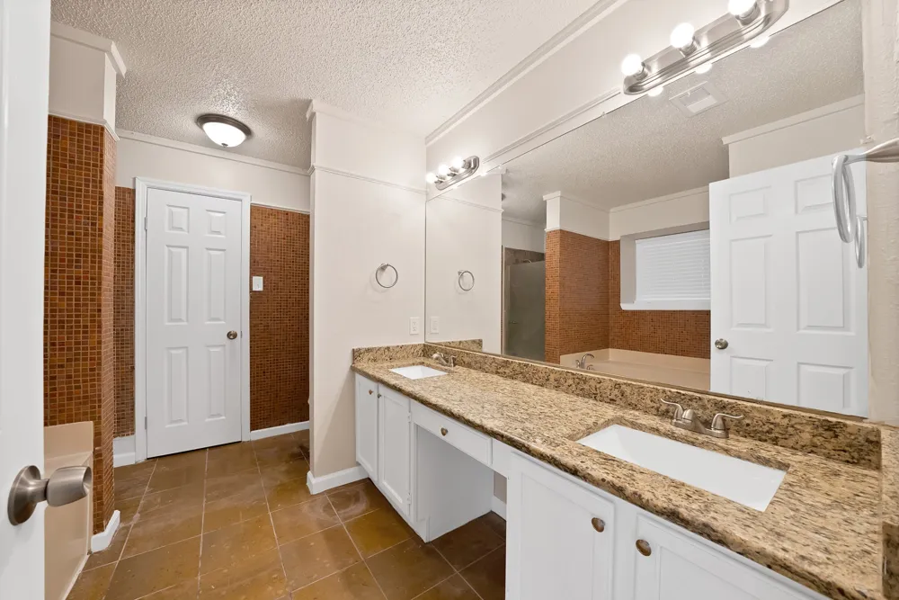 4213 Phoenix Drive Carrollton, TX 75010