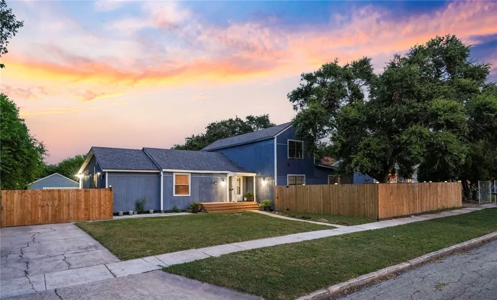 922 Oak Park Avenue Corpus Christi, TX 78408
