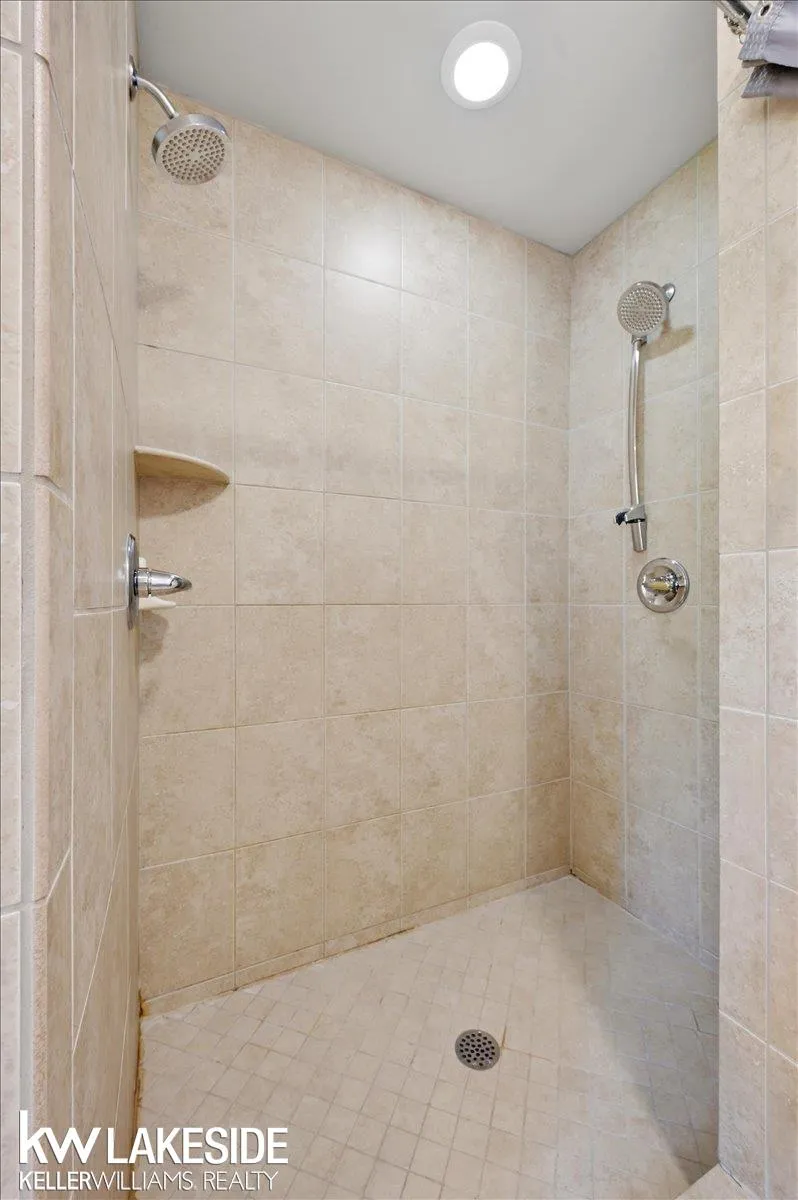 38823 E Archer Drive Harrison Charter Township, MI 48045