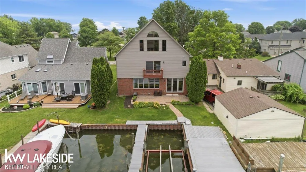 38823 E Archer Drive Harrison Charter Township, MI 48045