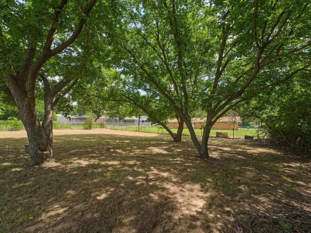 180 Trail Drive Bowie, TX 76230