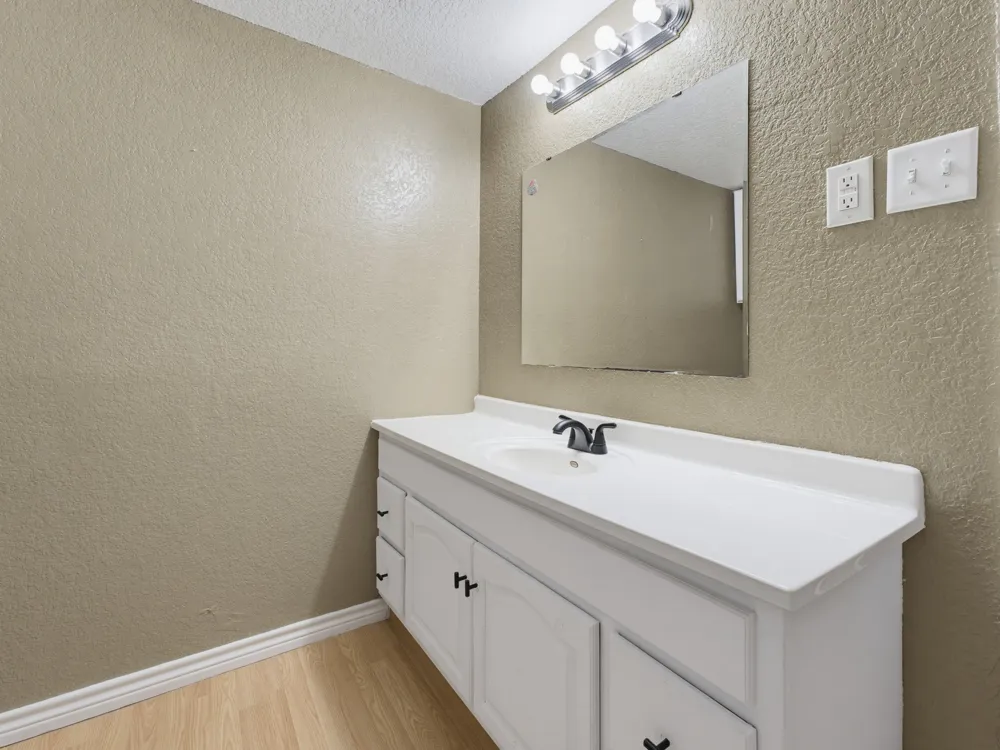 180 Trail Drive Bowie, TX 76230