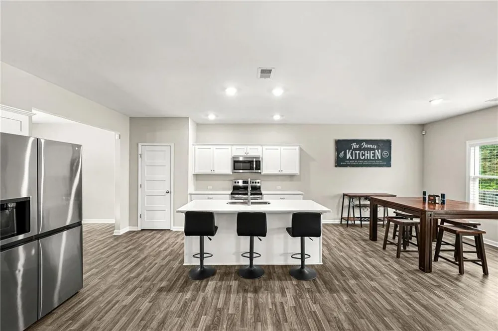 409 Splash Pointe Temple, GA 30179