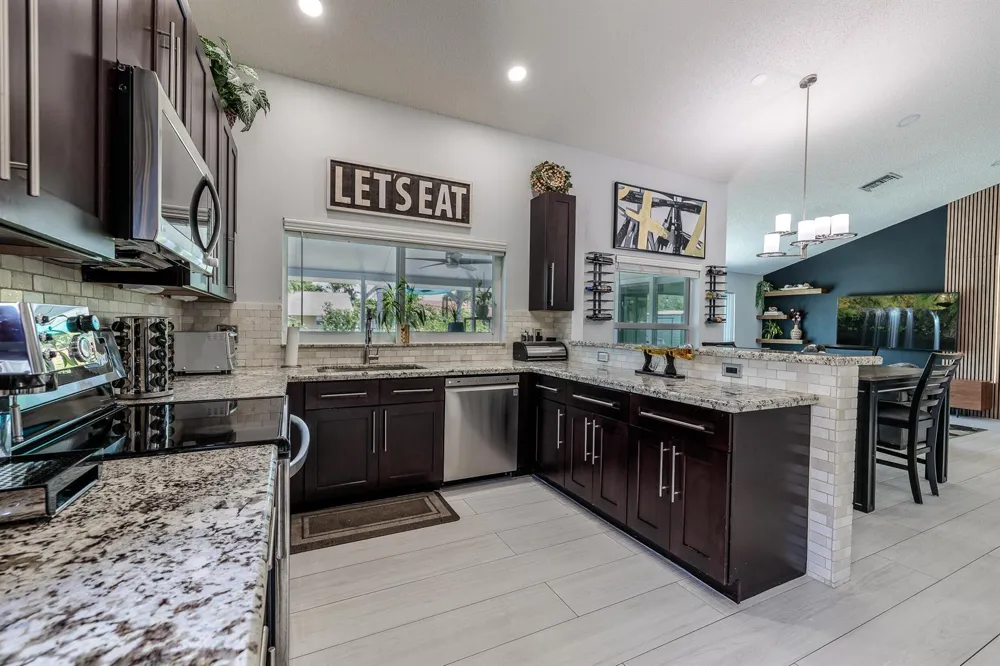 10275 Grove Lane Cooper City, FL 33328