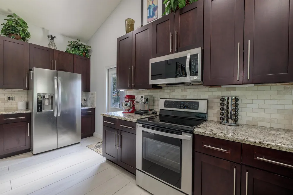 10275 Grove Lane Cooper City, FL 33328