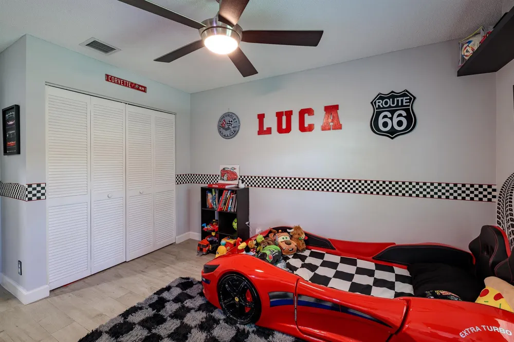 10275 Grove Lane Cooper City, FL 33328