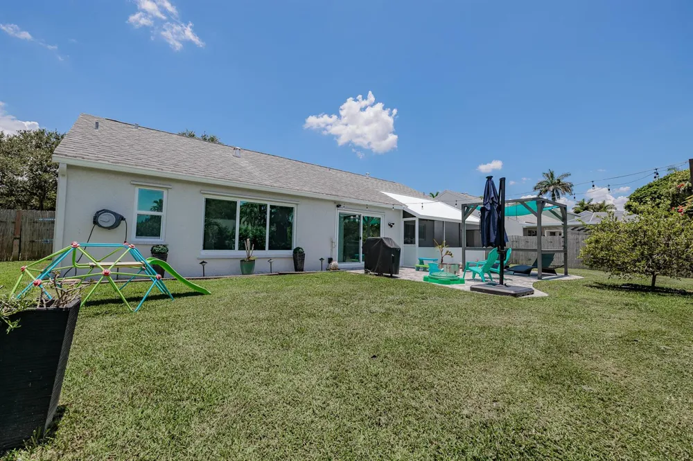 10275 Grove Lane Cooper City, FL 33328