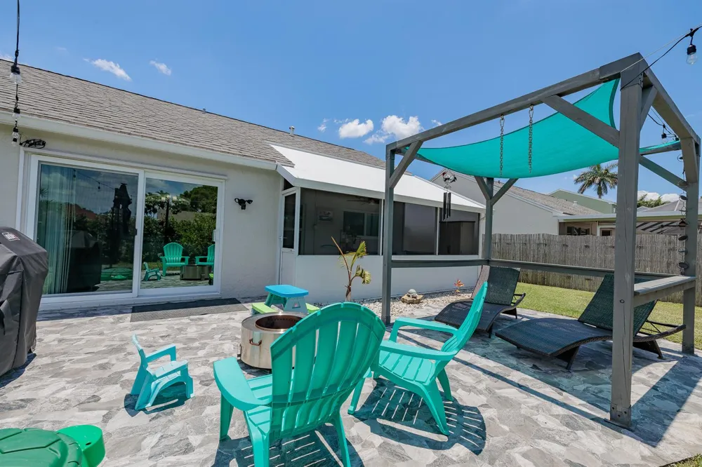 10275 Grove Lane Cooper City, FL 33328
