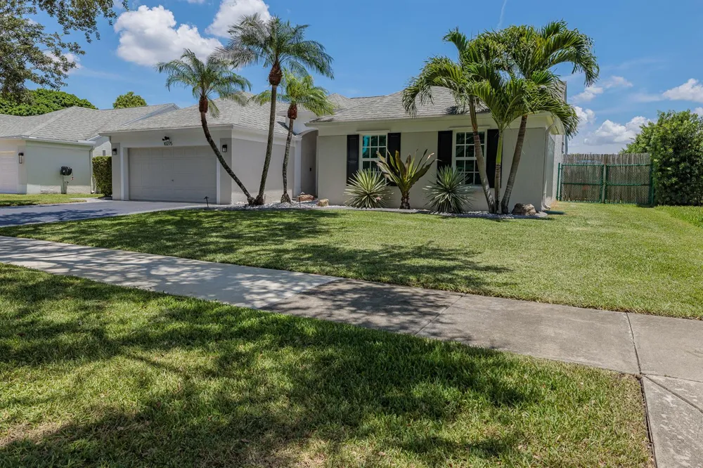 10275 Grove Lane Cooper City, FL 33328