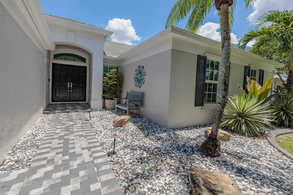 10275 Grove Lane Cooper City, FL 33328