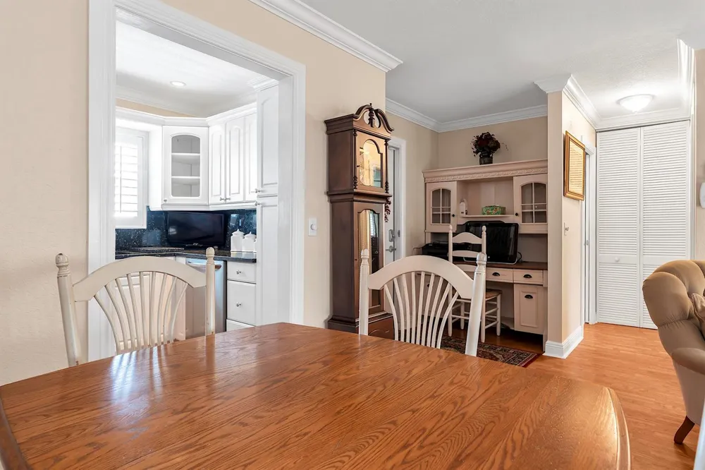 2930 Crosley Drive E #M West Palm Beach, FL 33415