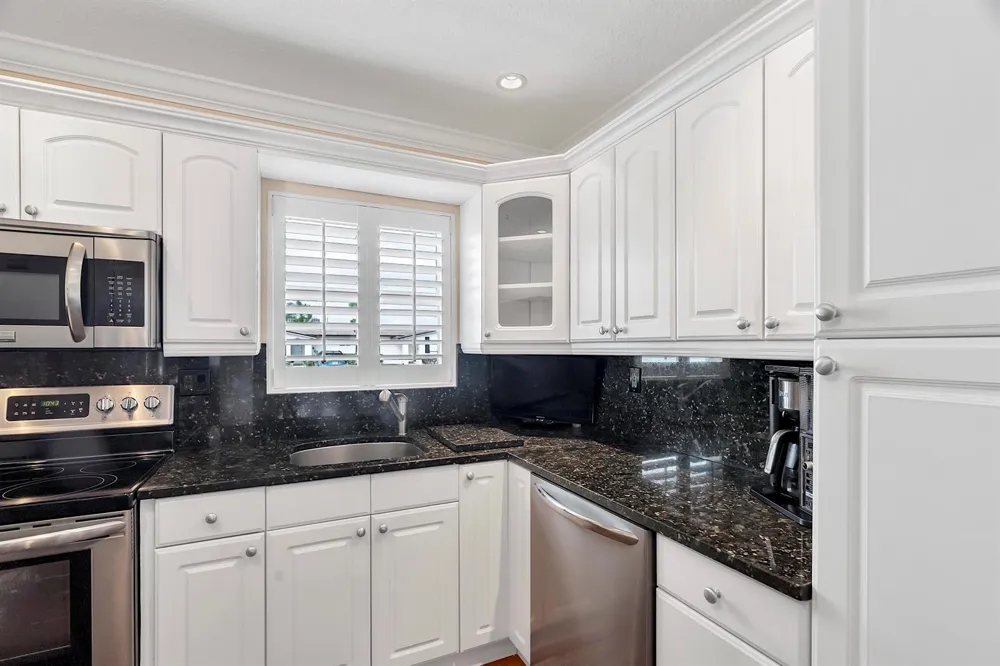 2930 Crosley Drive E #M West Palm Beach, FL 33415