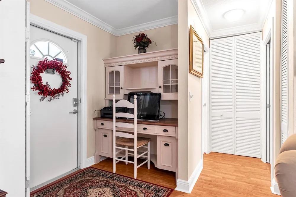 2930 Crosley Drive E #M West Palm Beach, FL 33415