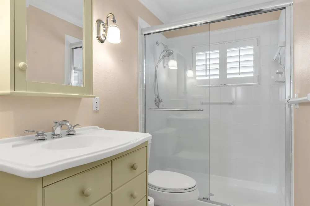 2930 Crosley Drive E #M West Palm Beach, FL 33415