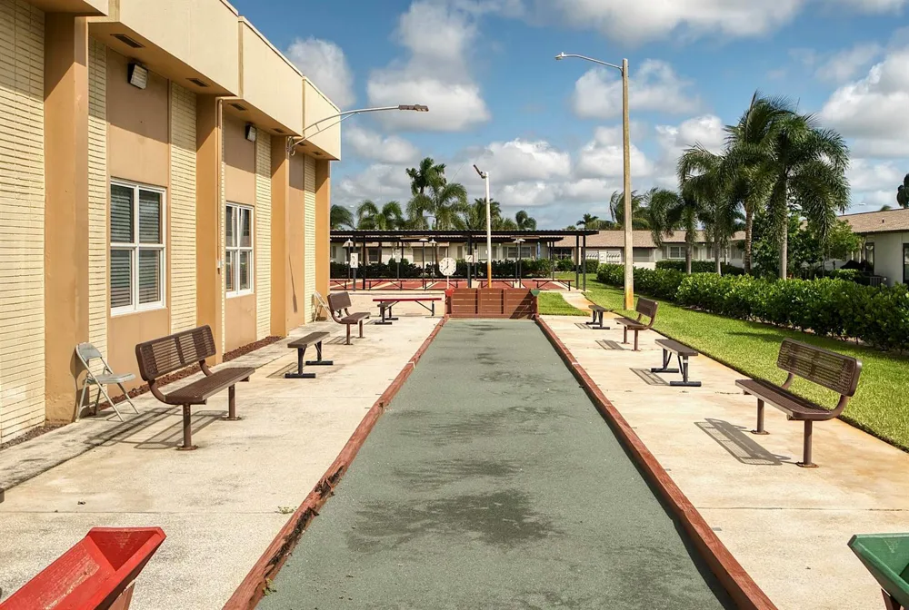 2930 Crosley Drive E #M West Palm Beach, FL 33415