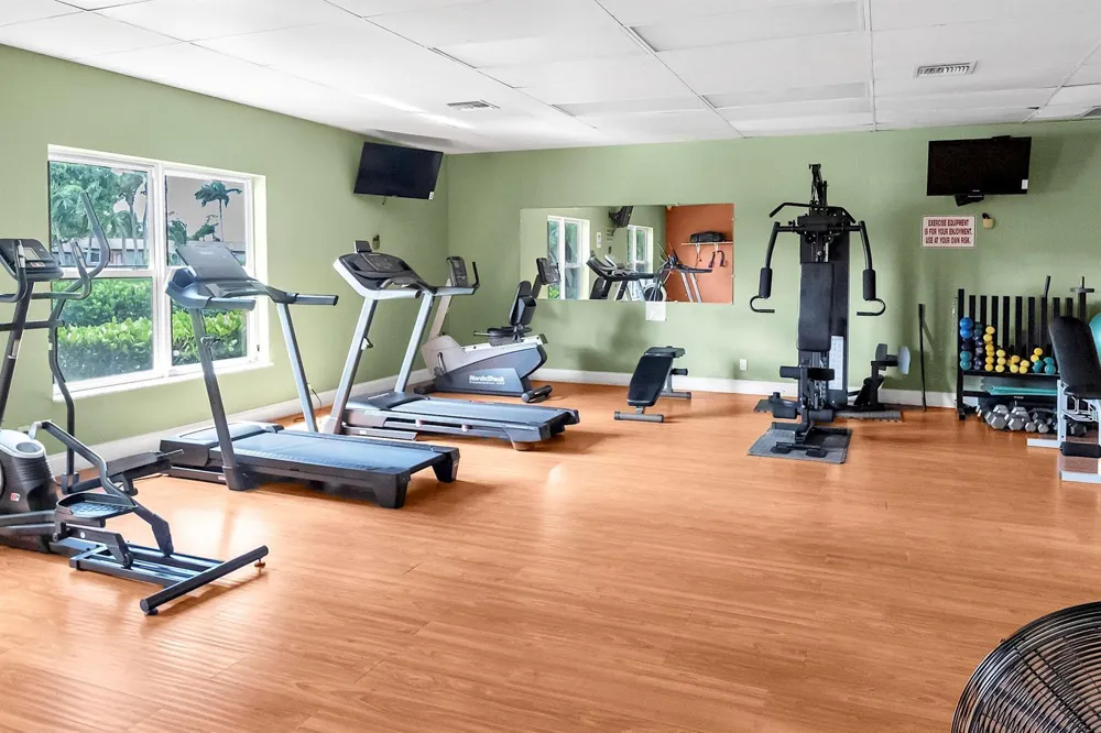2930 Crosley Drive E #M West Palm Beach, FL 33415
