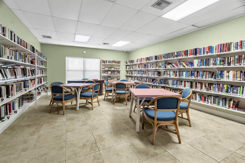 2930 Crosley Drive E #M West Palm Beach, FL 33415